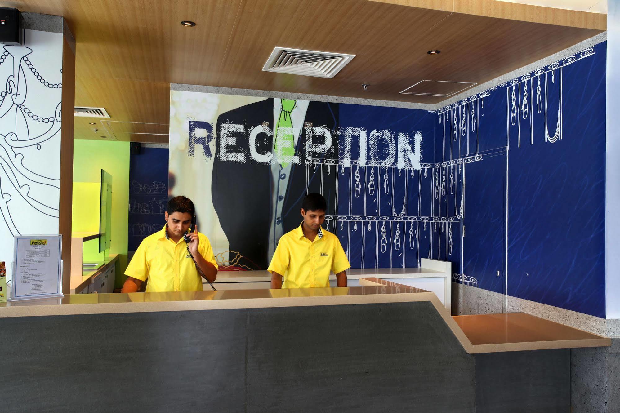 Hotel Caspia Pro Greater Noida Dış mekan fotoğraf